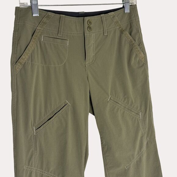 Athleta Womens Cropped Low Rise Cargo Pants Nylon Green 2 bv - Picture 2 of 9